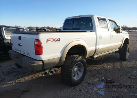 2013 Ford F-250 King Ranch z USA, uszkodzony, nr VIN 1FT7W2BT2DEA96917